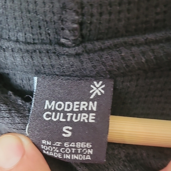 Modern Culture Black Hooded Top - Picture 2 of 3